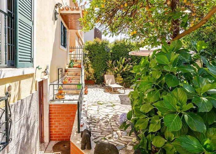 Studio&garden Apartment